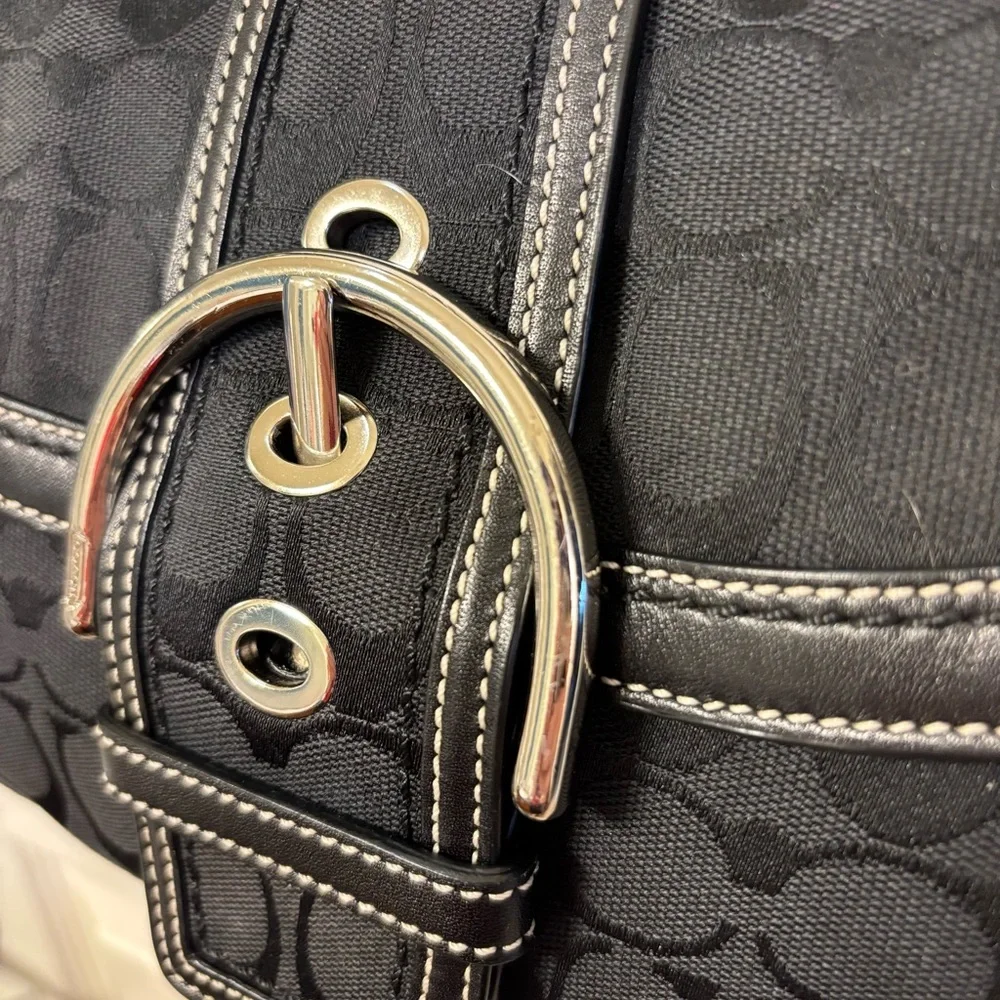 Coach soho 10297 signature shoulder bag with dust bag - Picture 10 of 16